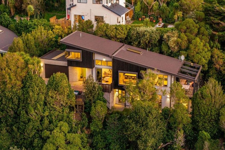 Photo of property in 160a Oban Street, Wadestown, Wellington, 6012