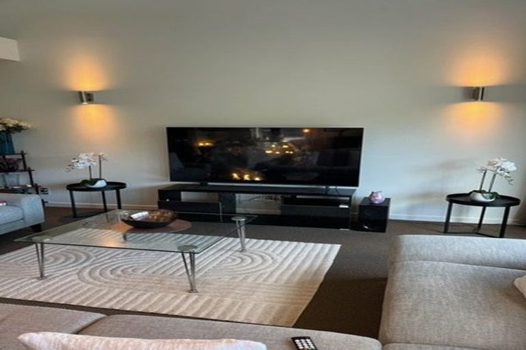 Photo of property in Montreaux, 164 The Terrace, Wellington Central, Wellington, 6011