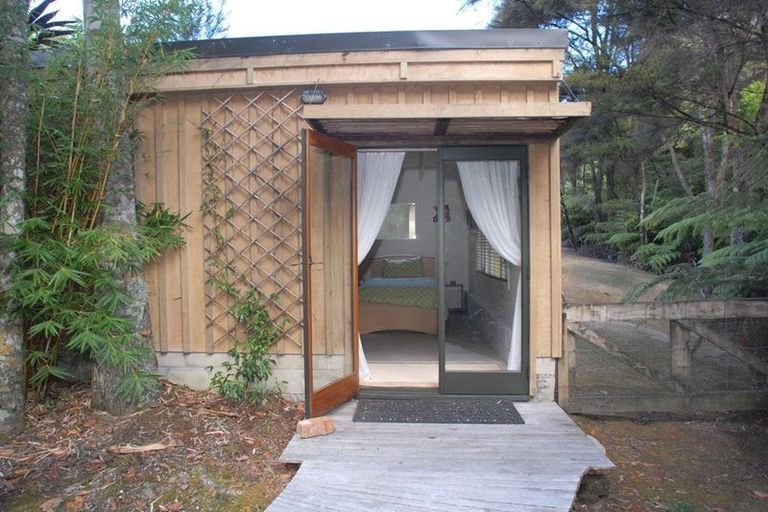 Photo of property in 16 Jack Barry Road, Waitoki, Albany, 0794