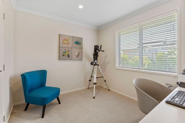 Photo of property in 15 Kara Place, Wharewaka, Taupo, 3330