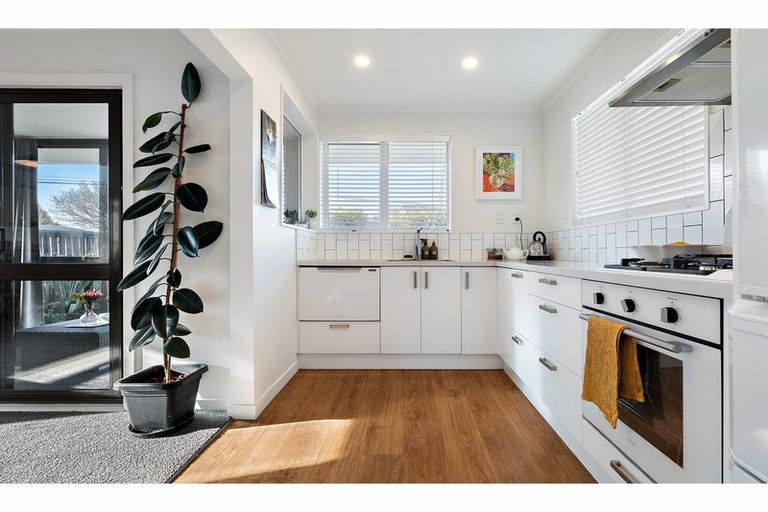 Photo of property in 15 Gambia Street, Papanui, Christchurch, 8053