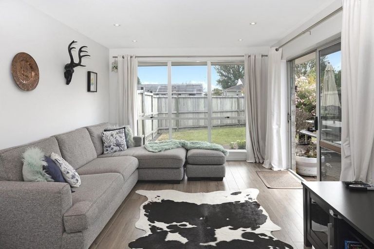 Photo of property in 2/72 Lakewood Drive, Burwood, Christchurch, 8083