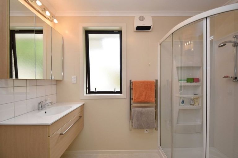 Photo of property in 16 Taiepa Road, Otatara, Invercargill, 9879