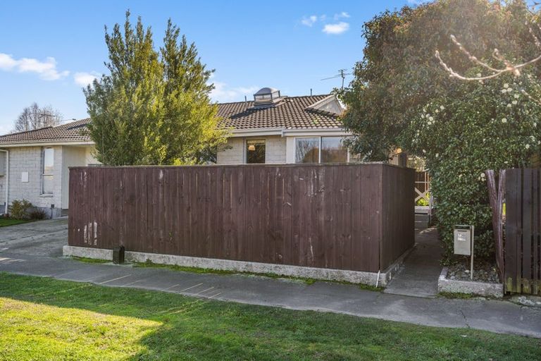 Photo of property in 2/73 Lakewood Drive, Burwood, Christchurch, 8083