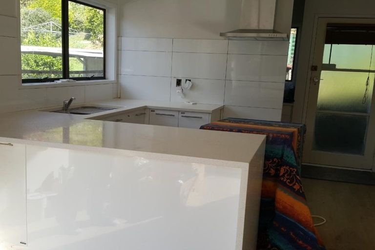 Photo of property in 82 Powrie Street, Glenfield, Auckland, 0629