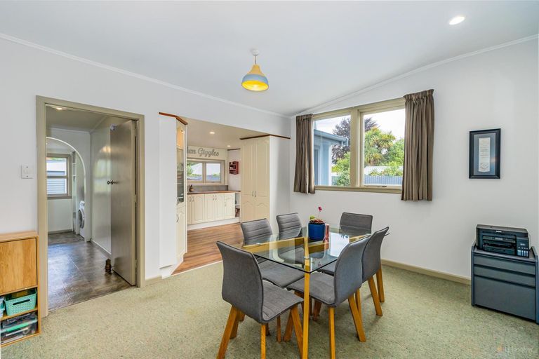 Photo of property in 42 Campbell Street, Geraldine, 7930
