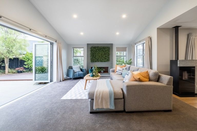 Photo of property in 15 Riverside Lane, Tai Tapu, 7672