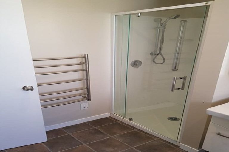 Photo of property in 240 Helensburgh Road, Helensburgh, Dunedin, 9010