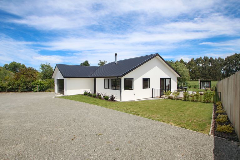 Photo of property in 12b Sussex Street, Weston, Oamaru, 9401