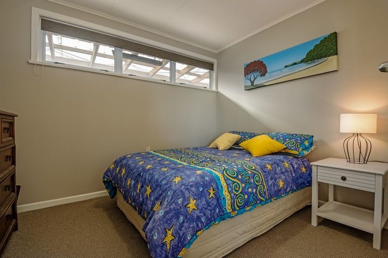 Photo of property in 18a Marine Parade South, Foxton Beach, Foxton, 4815