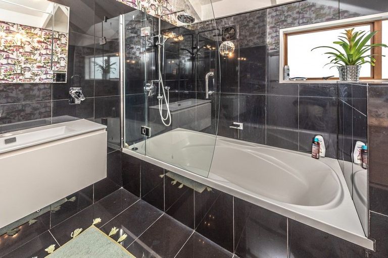 Photo of property in 76 Putiki Drive, Putiki, Whanganui, 4500