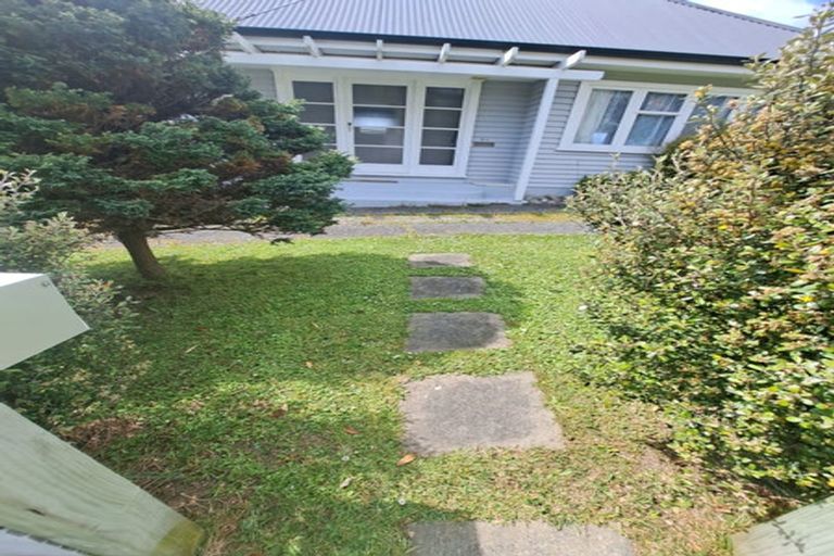 Photo of property in 5a Farnham Street, Mornington, Wellington, 6021