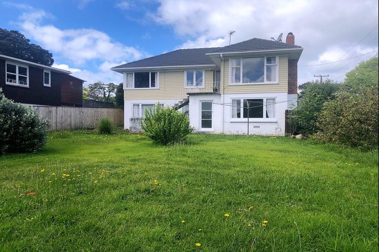 Photo of property in 3 Trinidad Road, Sunnynook, Auckland, 0620