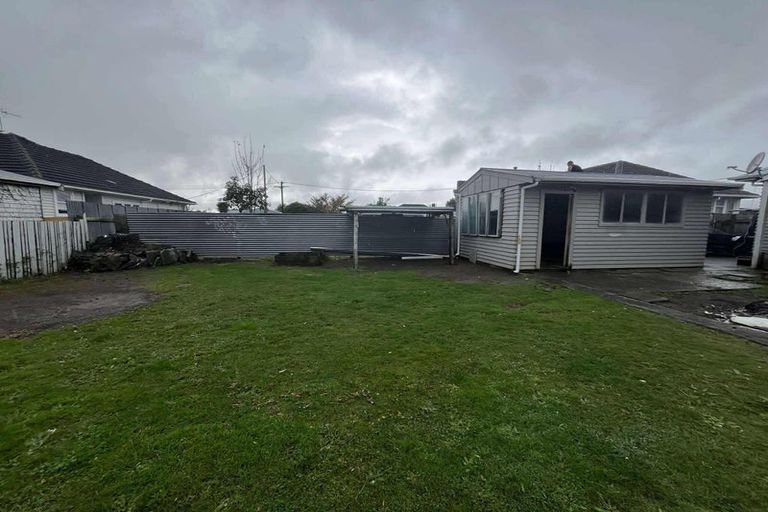 Photo of property in 15 Maire Street, Levin, 5510
