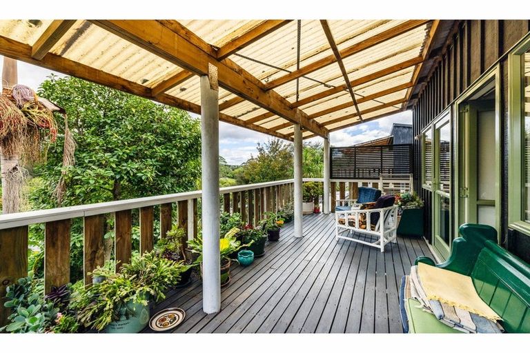Photo of property in 11 Greenview Heights, Kerikeri, 0230
