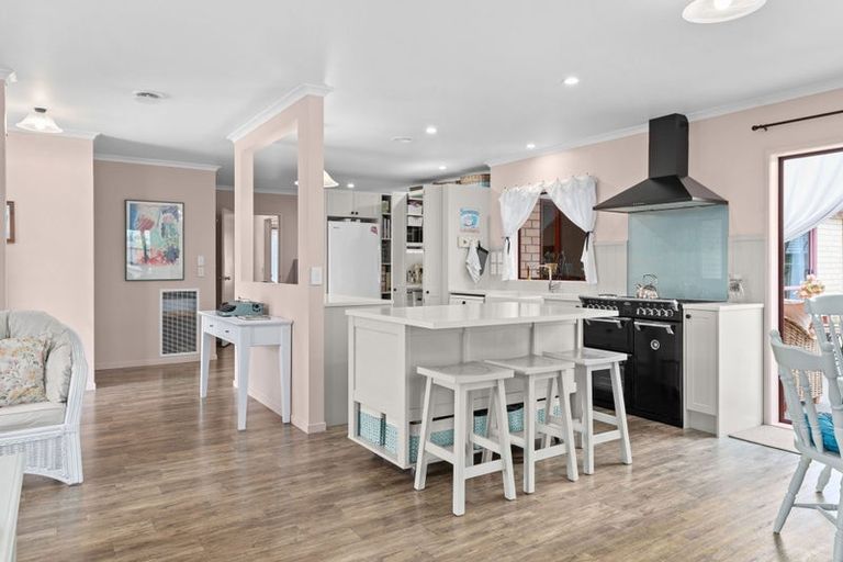 Photo of property in 50 Tuirangi Street, Flagstaff, Hamilton, 3210