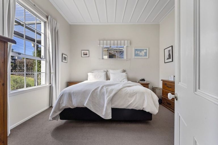 Photo of property in 37 Essex Street, Vogeltown, New Plymouth, 4310