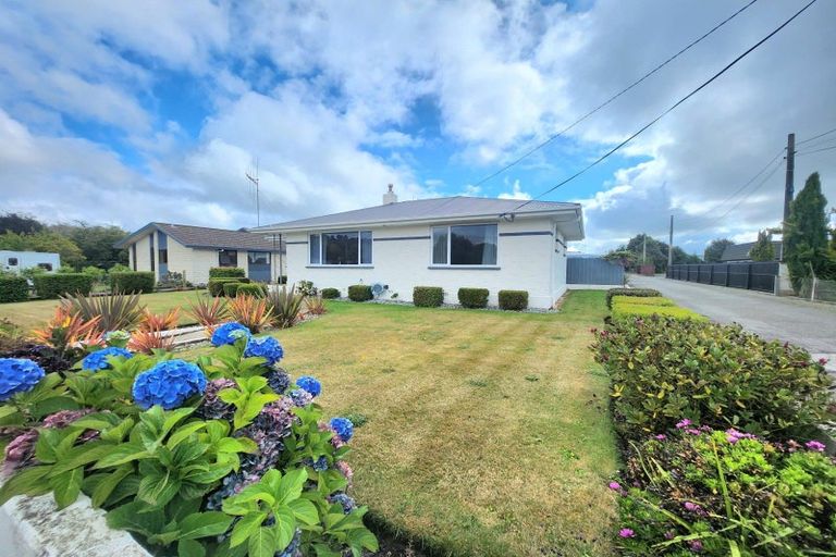 Photo of property in 22 Sandringham Street, Oamaru North, Oamaru, 9400