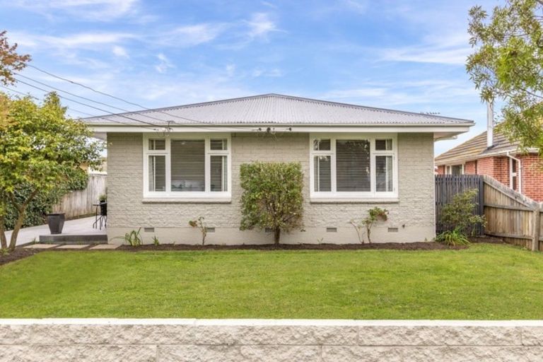 Photo of property in 26 Greenwood Close, Mairehau, Christchurch, 8013
