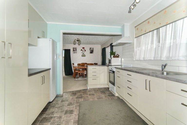 Photo of property in 64 Henley Street, Westport, 7825