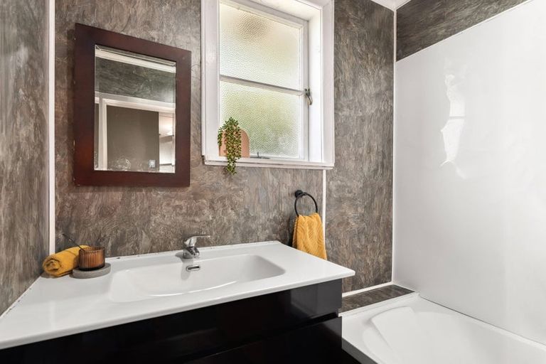 Photo of property in 8 Tui Road, Western Heights, Rotorua, 3015