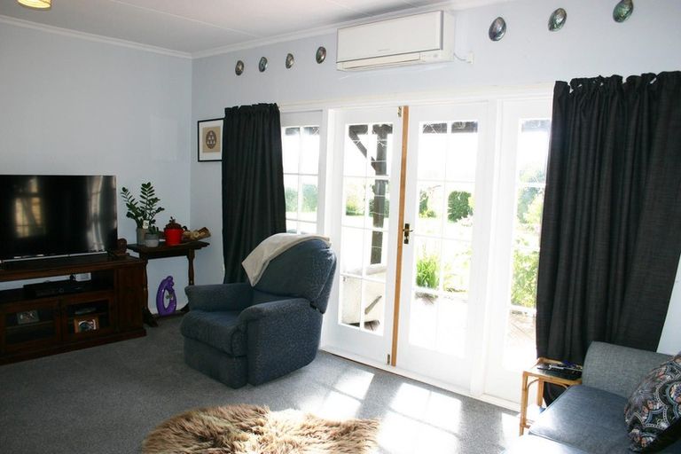 Photo of property in 40 Shaw Road, Glenpark, Palmerston, 9481