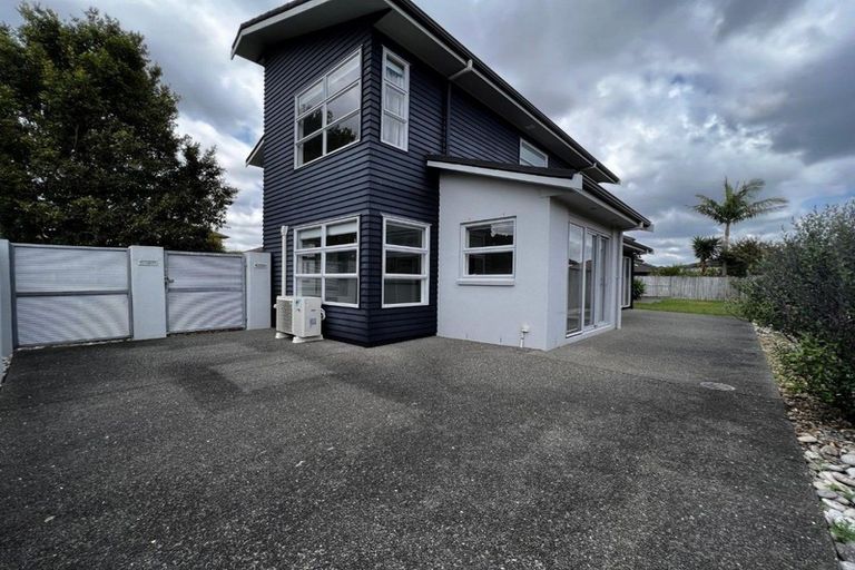 Photo of property in 1 Powercourt Drive, Flat Bush, Auckland, 2019