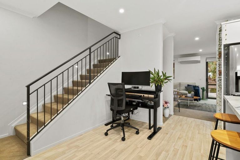 Photo of property in 30 Matairangi Avenue, Totara Heights, Auckland, 2105