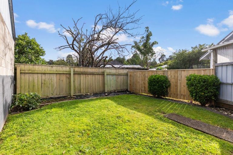 Photo of property in 7a Sequoia Place, Maoribank, Upper Hutt, 5018