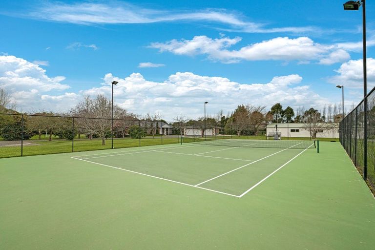 Photo of property in 86 Stanleys Road, Harewood, Christchurch, 8051