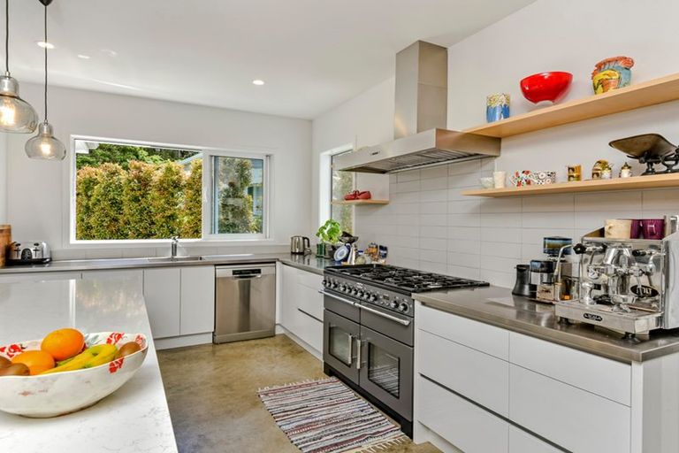 Photo of property in 36 Awanui Crescent, Matakana, Warkworth, 0985