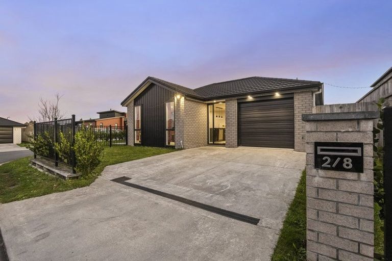 Photo of property in 2/8 Bostonkip Crescent, Fitzroy, Hamilton, 3282