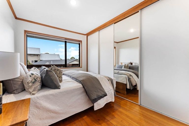 Photo of property in 2 Allender Drive, Torbay, Auckland, 0630