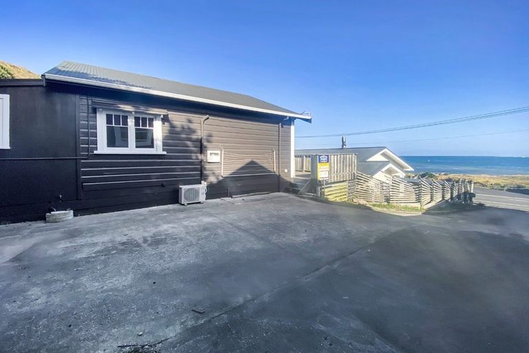 Photo of property in 36a Moa Point Road, Moa Point, Wellington, 6022