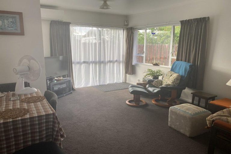 Photo of property in 6 Ballagh Close, Onerahi, Whangarei, 0110