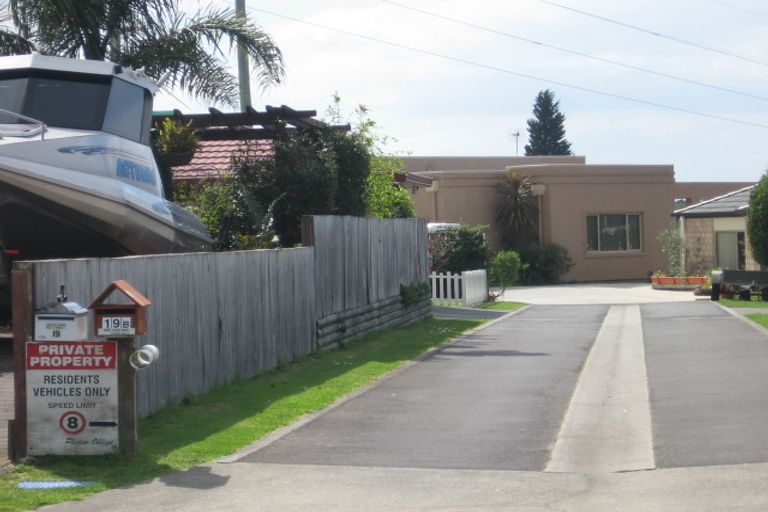 Photo of property in 19 Bayfair Drive, Mount Maunganui, 3116