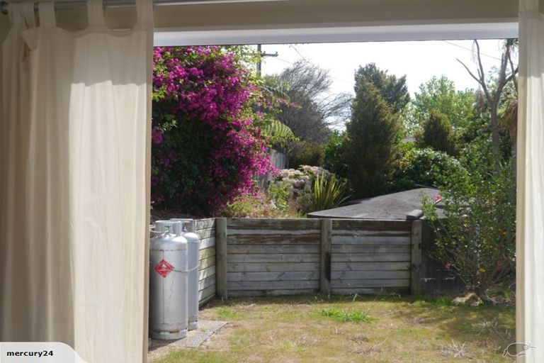 Photo of property in 461 Paremoremo Road, Paremoremo, Auckland, 0632