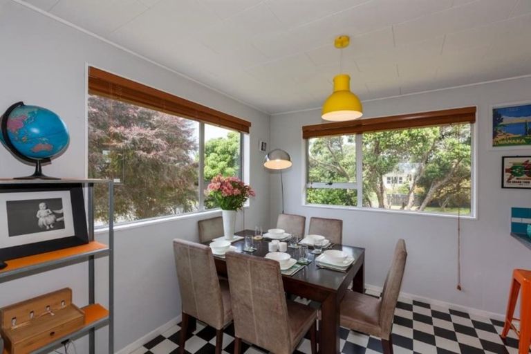 Photo of property in 34 Chums Road, Paraparaumu Beach, Paraparaumu, 5032