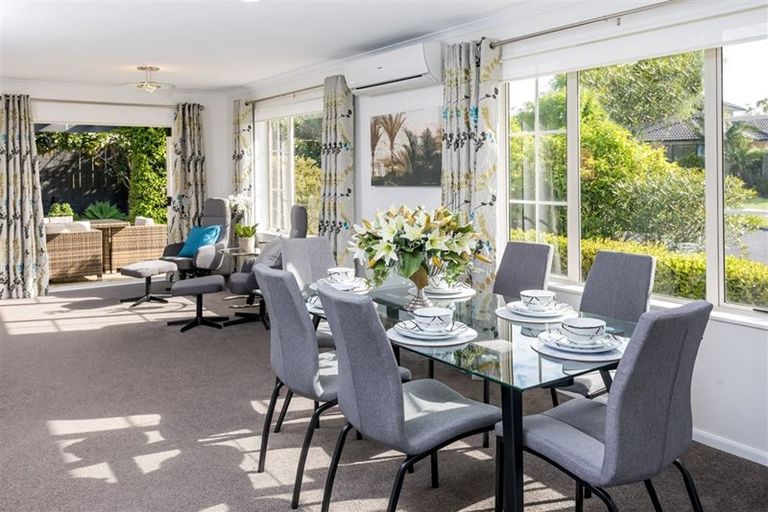 Photo of property in 80 Moyrus Crescent, East Tamaki Heights, Auckland, 2016