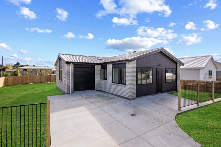 Photo of property in 14 Guy King Place, Huntly, 3700