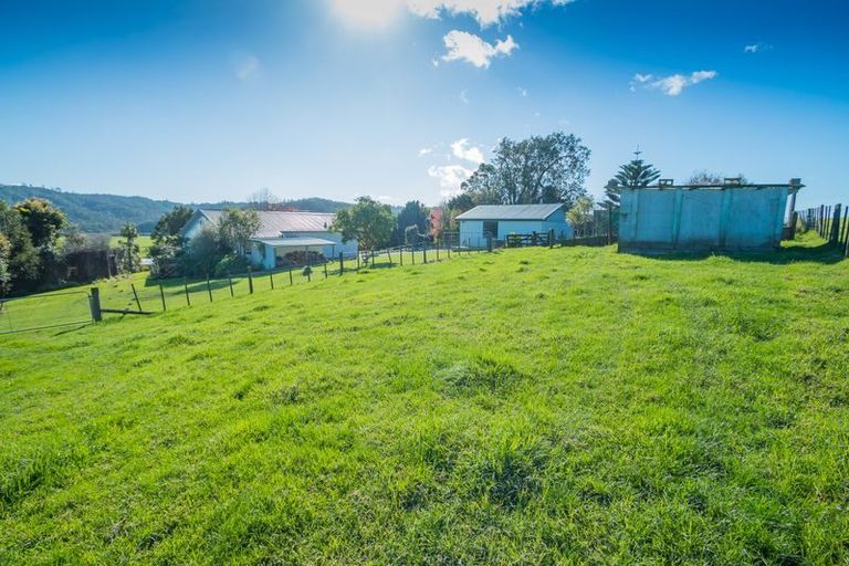 Photo of property in 486 Kaipara Coast Highway, Helensville, Kaukapakapa, 0871