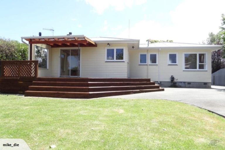 Photo of property in 19 Henley Crescent, Pirimai, Napier, 4112