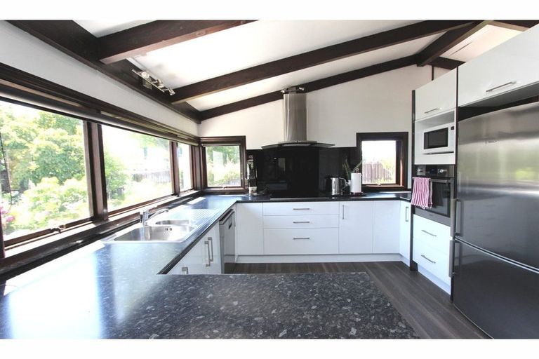 Photo of property in 12 Howick Road, Blenheim, 7201