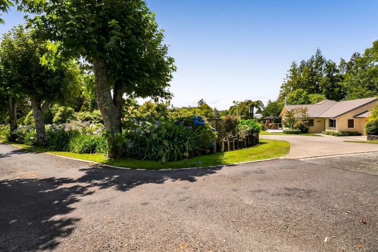 Photo of property in 1 Becklands Place, Inglewood, 4330