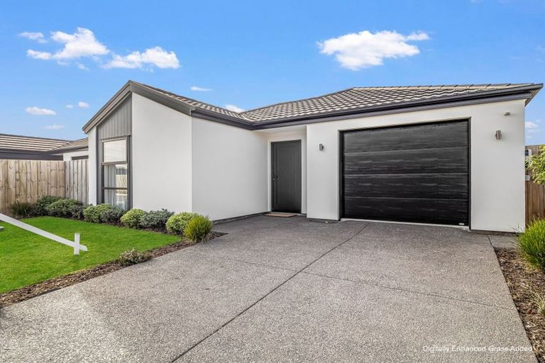 Photo of property in 6 Riroriro Lane, Halswell, Christchurch, 8025