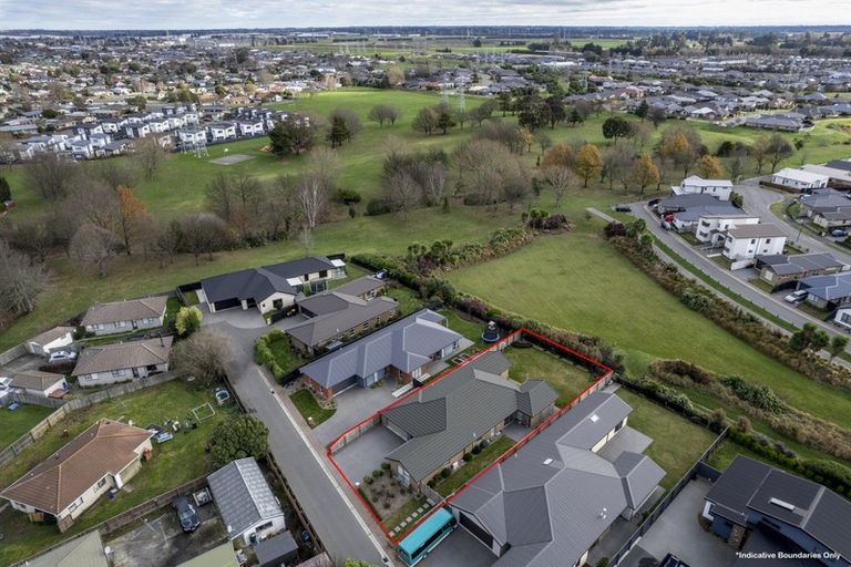 Photo of property in 10 Kilkivan Lane, Broomfield, Christchurch, 8042