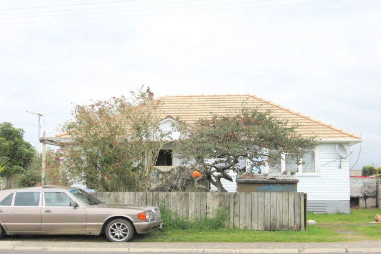 Photo of property in 12b Hannan Road, Whitianga, 3510