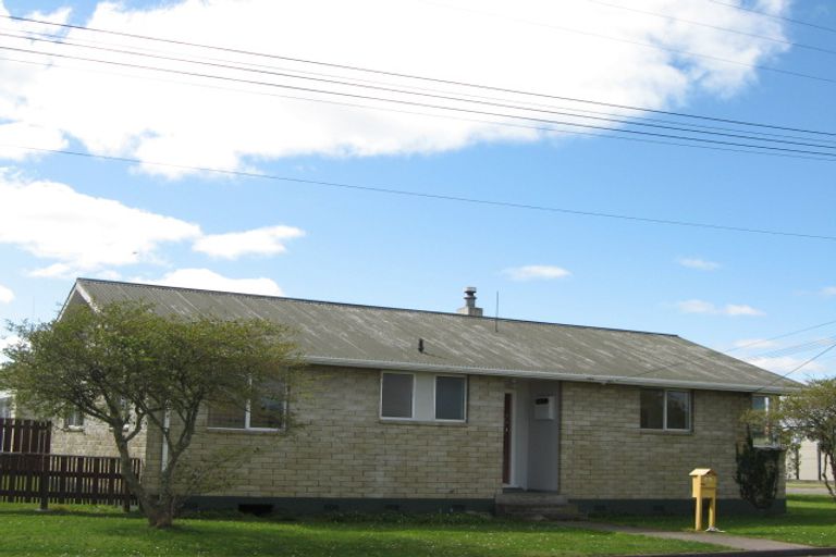 Photo of property in 32 Morris Street, Marton, 4710