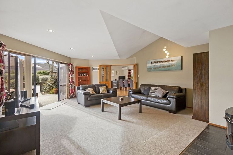 Photo of property in 10 Tucson Place, Burwood, Christchurch, 8061
