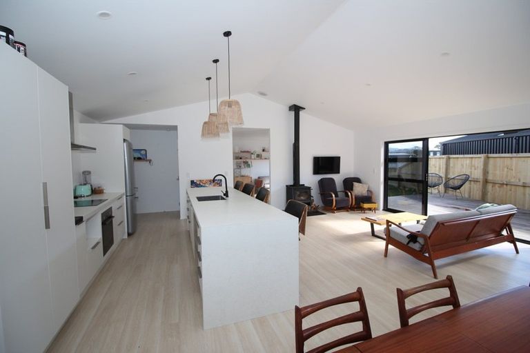 Photo of property in 121 Mahoe Place, Matarangi, Whitianga, 3592